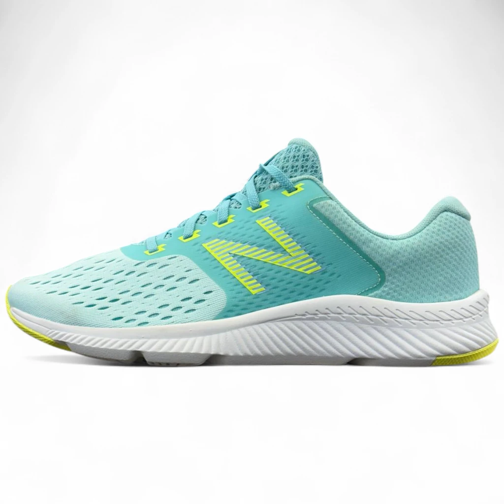 کفش نیوبالانس زنانه New Balance DRFT، کفش زنانه اورجینال، کفش پیاده‌روی نیوبالانس، کفش ورزشی زنانه، کفش تاناکورا، کفش سبک زنانه، خرید کفش اورجینال