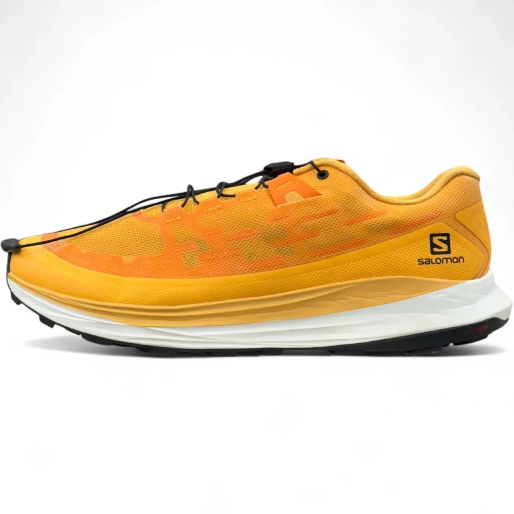 کفش حرفه‌ای کوه‌پیمایی و دو طبیعت Salomon Ultra Glide 2 با طراحی ارگونومیک، اورجینال و فقط با ۱٪ کارکرد، سایز ۴۳. خرید از سایت تاناکورا با تضمین کیفیت.
