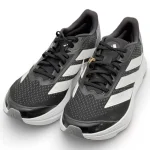 نمای کامل کفش adidas رانینگ