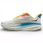 نمای جلو کفش HOKA Clifton 9