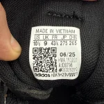 لیبل داخلی کفش مردانه adidas سایز 43