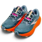 نمای کف و زیره آج‌دار Brooks Caldera 6 تریل رانینگ
